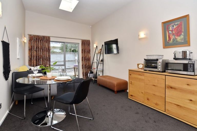 Photo of property in 11 Plynlimon Road, Fendalton, Christchurch, 8052