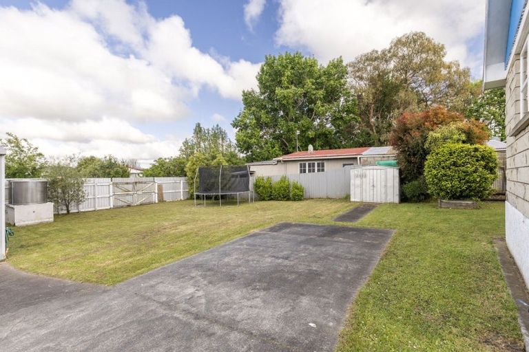 Photo of property in 76 Dundas Road, Sanson, 4817