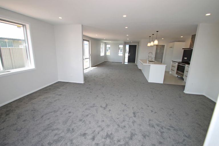 Photo of property in 6 Roblyn Place, Mosgiel, 9024