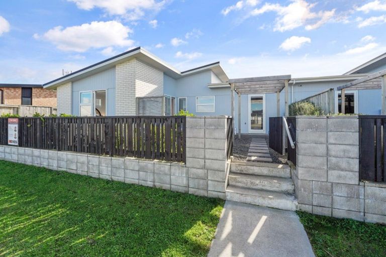 Photo of property in 18 Toi Place, Papamoa, 3118