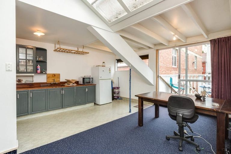 Photo of property in 36 Moray Place, Dunedin Central, Dunedin, 9016