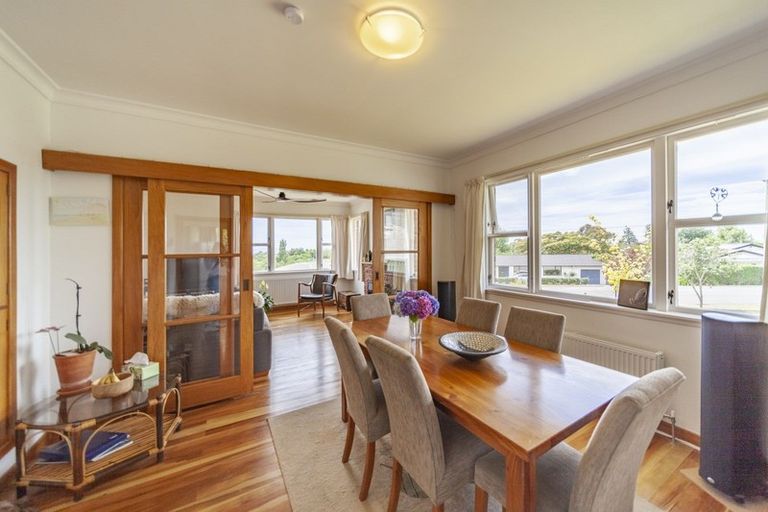 Photo of property in 34 Domain Road, Waipawa, 4210