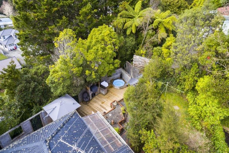 Photo of property in 1 Wyndham Road, Pinehaven, Upper Hutt, 5019