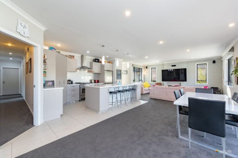 Photo of property in 9 Vernon Grove, Brown Owl, Upper Hutt, 5018