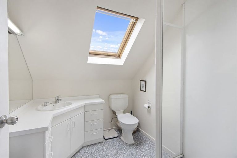 Photo of property in 10a Swanleigh Place, Ilam, Christchurch, 8041