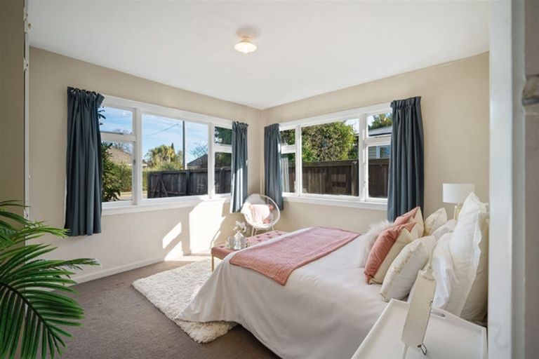 Photo of property in 1/19 Moreland Avenue, Papanui, Christchurch, 8053