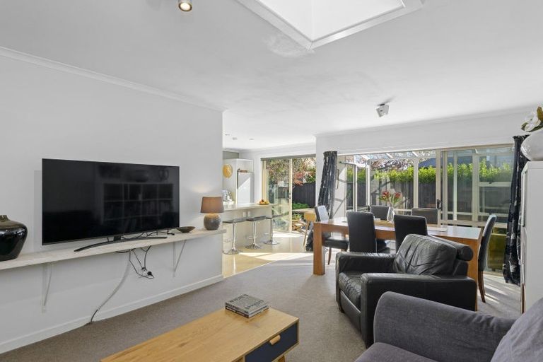 Photo of property in 23b Tomes Road, St Albans, Christchurch, 8052