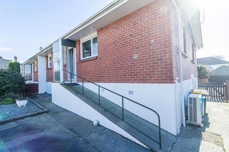 Photo of property in 1/102a Wai-iti Road, Highfield, Timaru, 7910