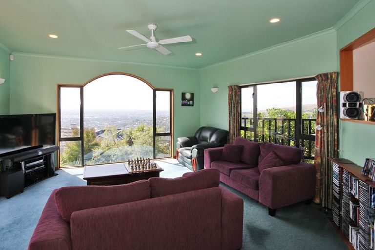 Photo of property in 33 Harry Ell Drive, Cashmere, Christchurch, 8022