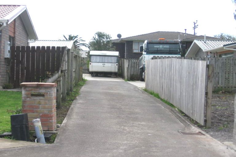 Photo of property in 4 Muriel Place, Ranui, Auckland, 0612