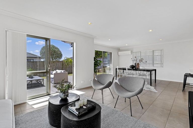 Photo of property in 38 Oakway Drive, Schnapper Rock, Auckland, 0632