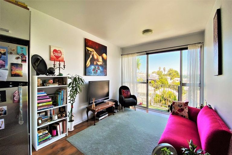 Photo of property in 3a/17 Scanlan Street, Grey Lynn, Auckland, 1021