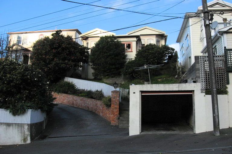 Photo of property in 31 Duncan Terrace, Kilbirnie, Wellington, 6022