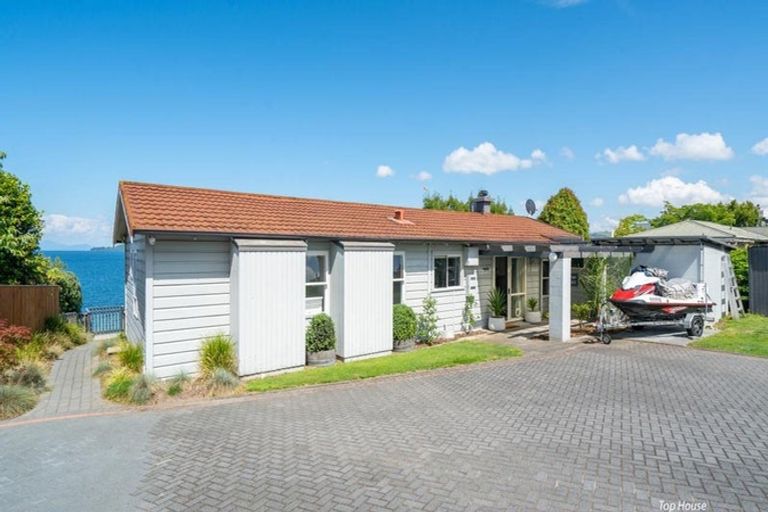 Photo of property in 171 Lake Terrace, Hilltop, Taupo, 3330