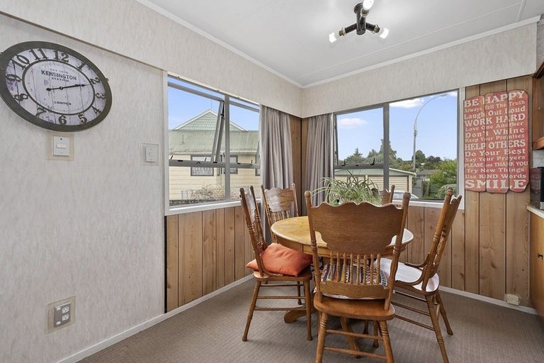 Photo of property in 72 Kahikatea Drive, Melville, Hamilton, 3206