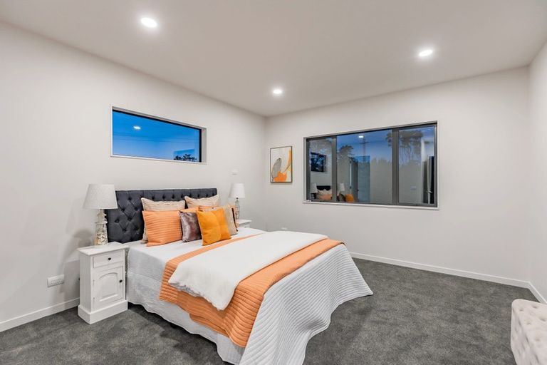 Photo of property in 82 Laurel Oak Drive, Schnapper Rock, Auckland, 0632