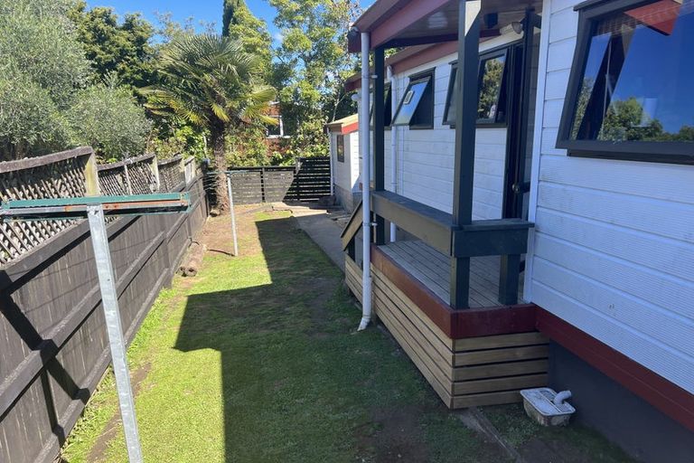 Photo of property in 40b Hillcrest Road, Hillcrest, Hamilton, 3216