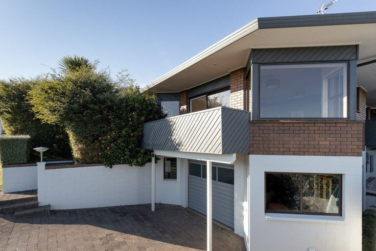 Photo of property in 1 Ruamoana Place, Omokoroa, 3114