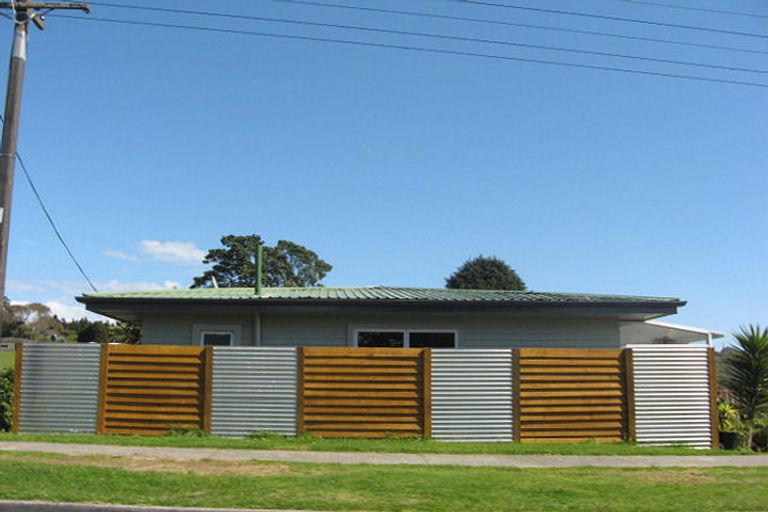 Photo of property in 112 Smart Road, Glen Avon, New Plymouth, 4312