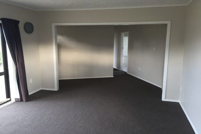 Photo of property in 5 Warwick Crescent, Taradale, Napier, 4112