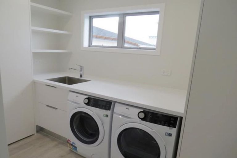 Photo of property in 3 Sackville Street, Fitzroy, New Plymouth, 4312