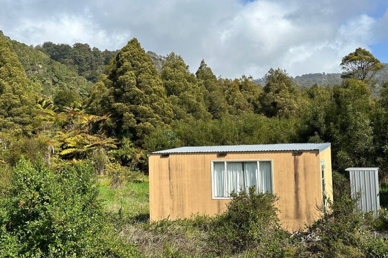 Photo of property in 47 Glasseye Drive, Little Wanganui, Karamea, 7893