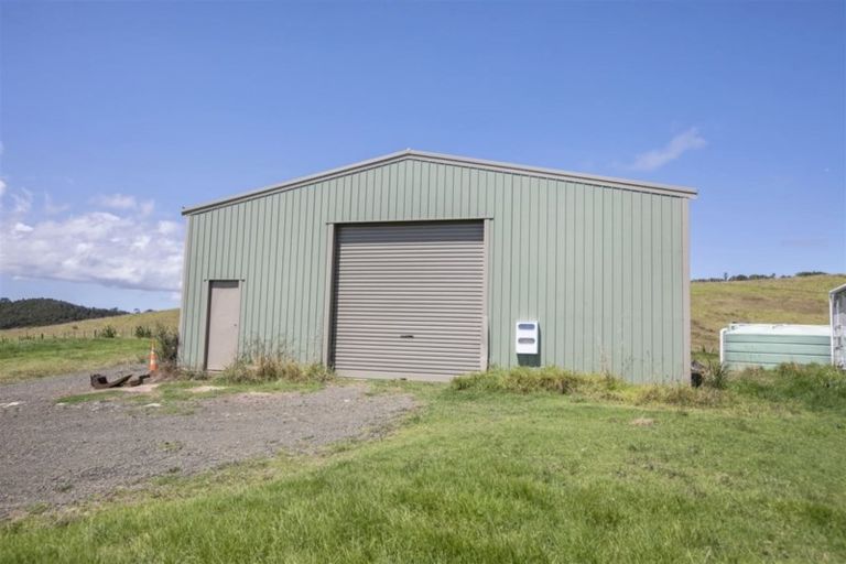 Photo of property in 71b Taiapa Valley Road, Muriwai, 0881