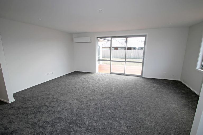 Photo of property in 6 Roblyn Place, Mosgiel, 9024