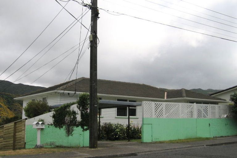 Photo of property in 50 Montreal Grove, Kingston, Wellington, 6021