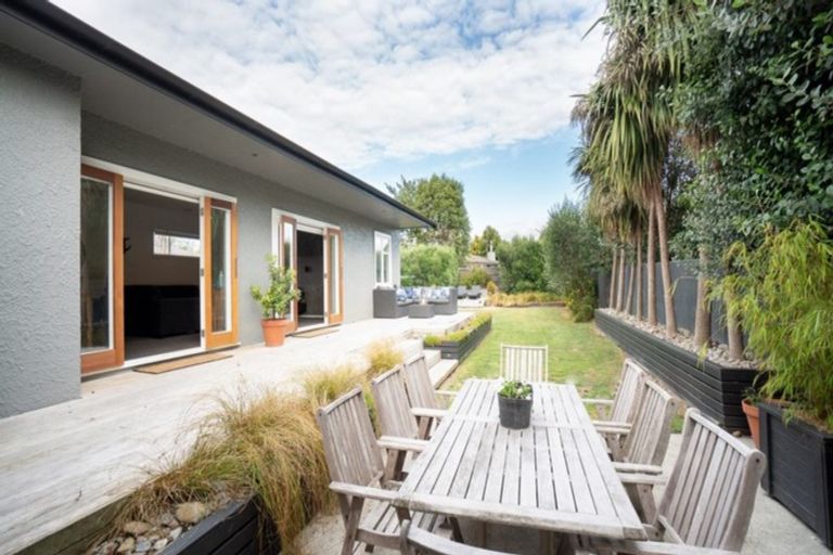 Photo of property in 4 Stirling Crescent, Hokowhitu, Palmerston North, 4410