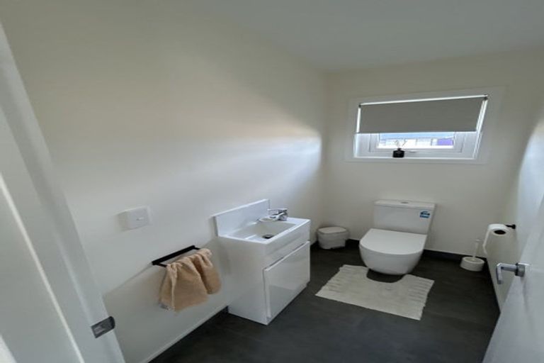 Photo of property in 19a Lewis Crescent, Rolleston, 7614