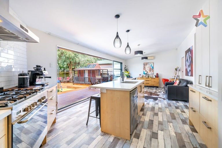 Photo of property in 112 William Street, Petone, Lower Hutt, 5012