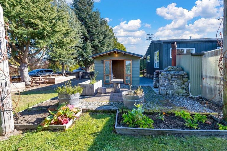 Photo of property in 15 Harewood Road, Oxford, 7430