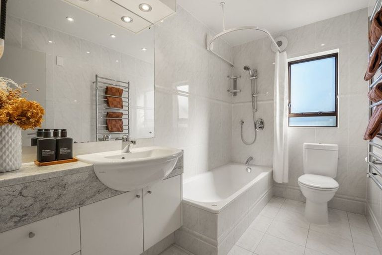 Photo of property in 21a Debron Avenue, Remuera, Auckland, 1050