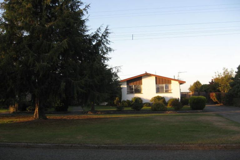 Photo of property in 214 Horndon Street, Darfield, 7510