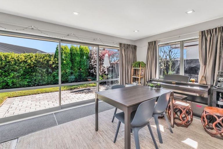 Photo of property in 21 Hamill Road, Halswell, Christchurch, 8025