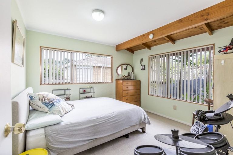 Photo of property in 1/31 Akehurst Avenue, New Lynn, Auckland, 0600