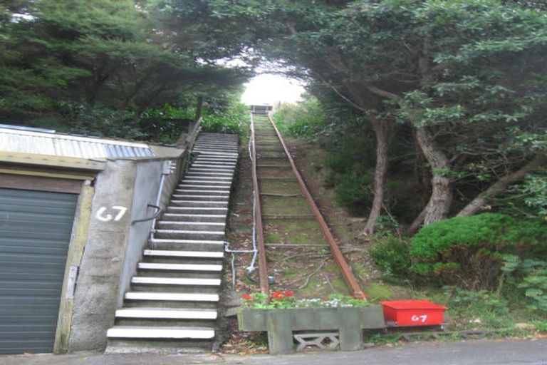 Photo of property in 67 Mana View Road, Paremata, Porirua, 5026