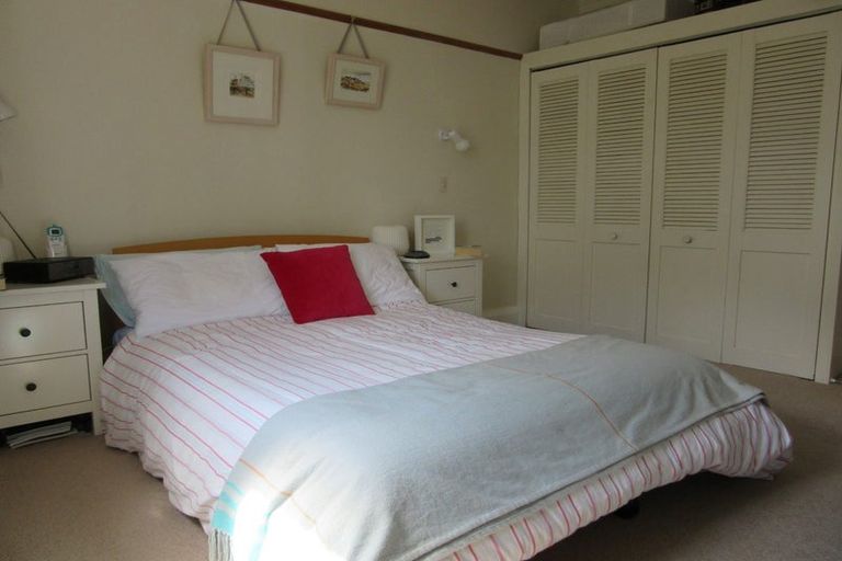 Photo of property in 25 Chamberlain Road, Karori, Wellington, 6012