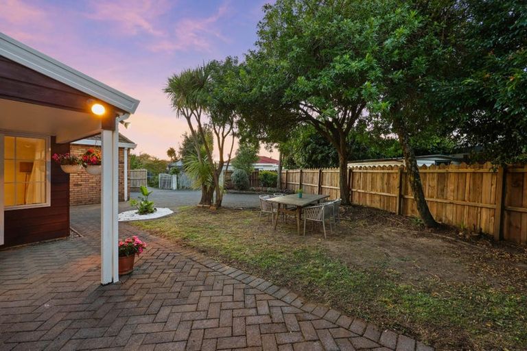 Photo of property in 36 Matterhorn Crescent, Northpark, Auckland, 2013