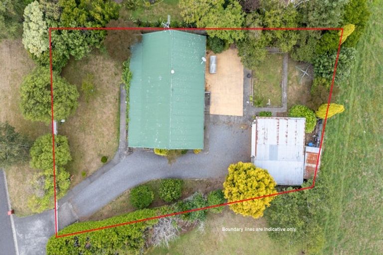 Photo of property in 2 Loasby Place, Greytown, 5712