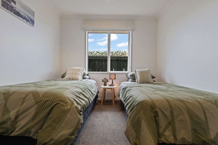 Photo of property in 26 Penetaka Heights, Pyes Pa, Tauranga, 3112