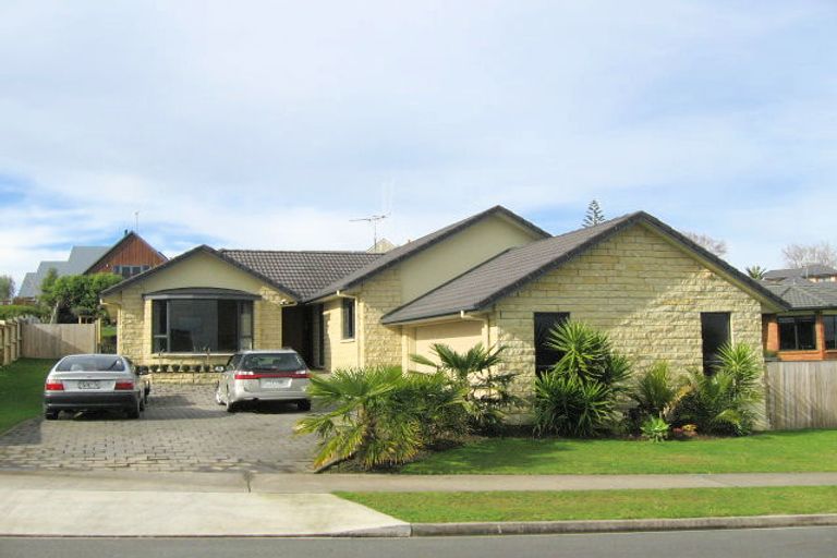 Photo of property in 3 Palm Grove Drive, Western Heights, Hamilton, 3200