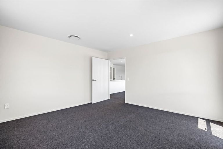 Photo of property in 34 Plover Avenue, Amberley, 7410