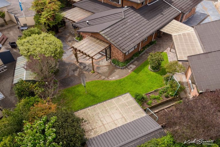 Photo of property in 21 Galveston Grove, Totara Park, Upper Hutt, 5018