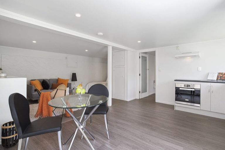 Photo of property in 62 Parker Avenue, New Lynn, Auckland, 0600