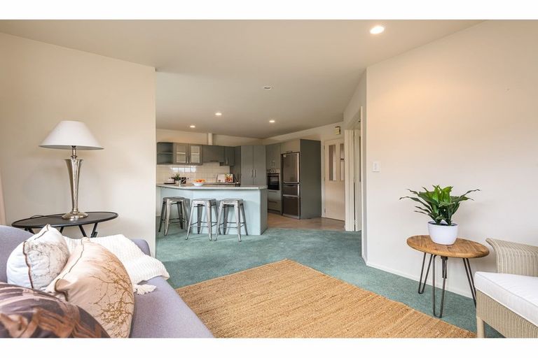 Photo of property in 11 Jadewynn Place, Halswell, Christchurch, 8025