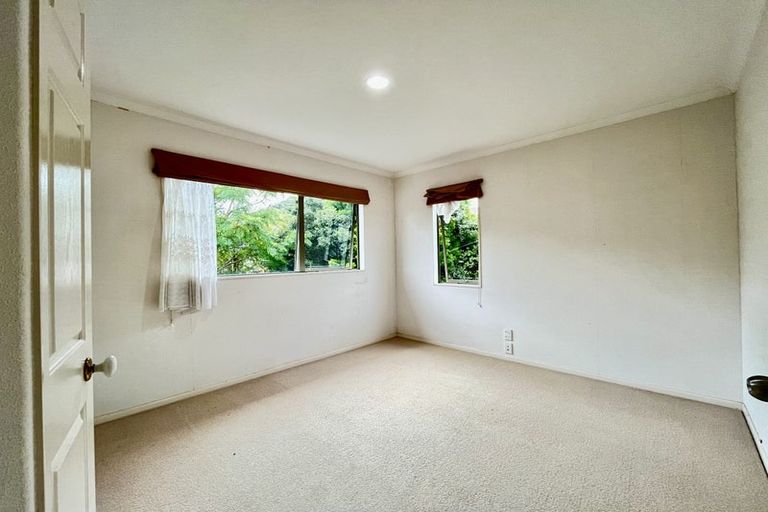 Photo of property in 43 Carousel Crescent, East Tamaki Heights, Auckland, 2016