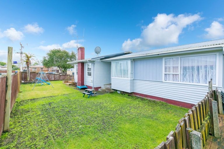 Photo of property in 21 Yvonne Street, Melville, Hamilton, 3206