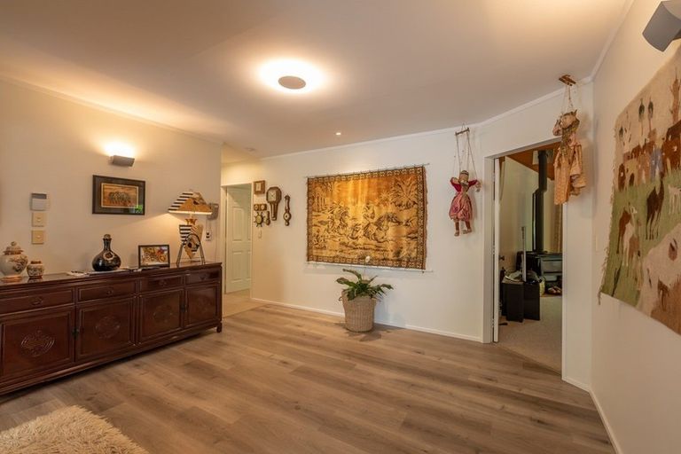 Photo of property in 37 Aston Road, Waikanae, 5391